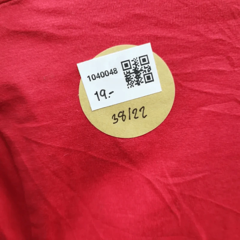 เสื้อยืดแขนสั้น สีแดง การ์ตูนยิ้ม อก 38 นิ้ว, ยาว 22 นิ้ว รูปที่ 5