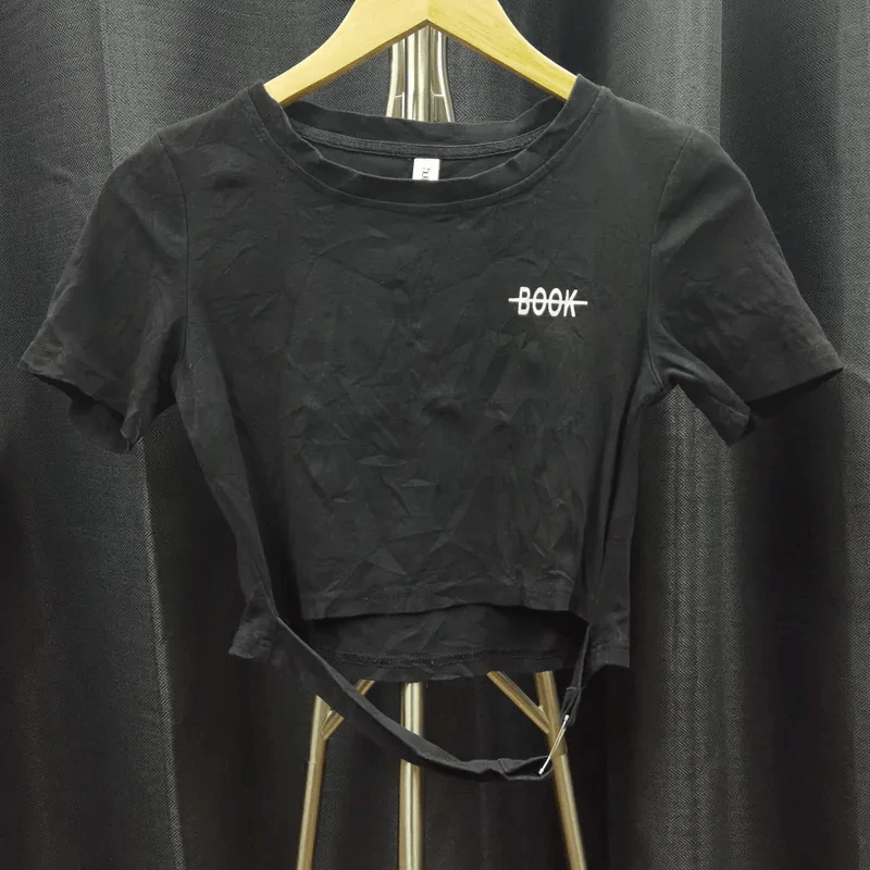 เสื้อครอป สีดำ BOOK อก 32 นิ้ว, ยาว 15 นิ้ว รูปที่ 1