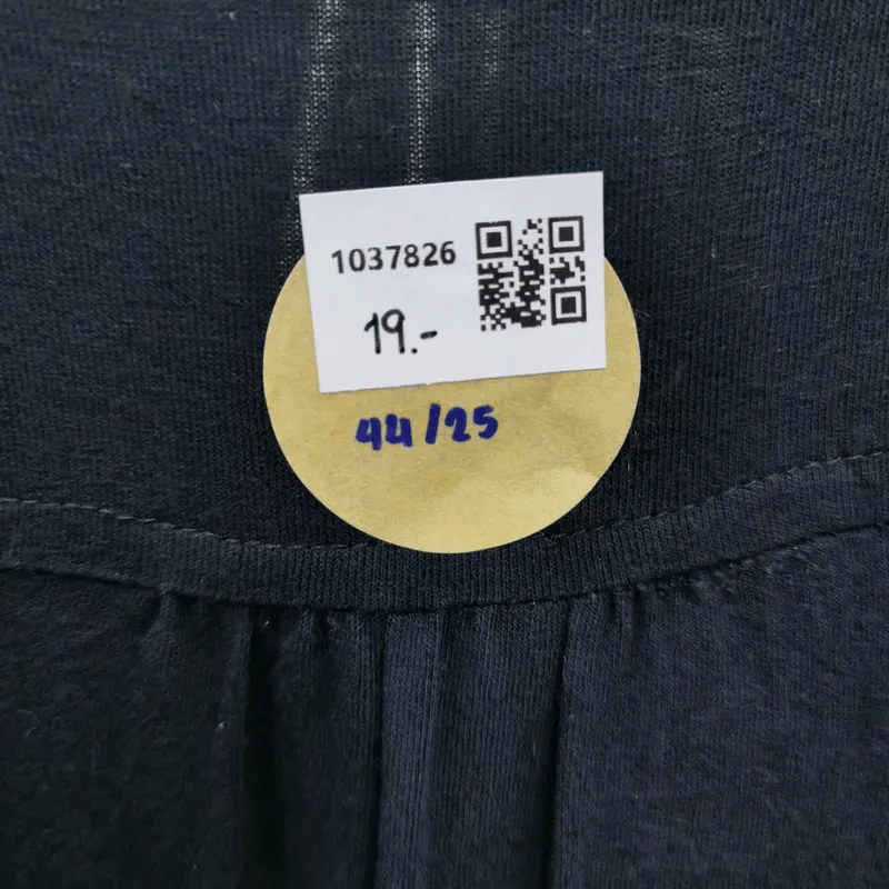 เสื้อแฟชั่น สีดำลายไม้ อก 44 นิ้ว, ยาว 25 นิ้ว รูปที่ 4