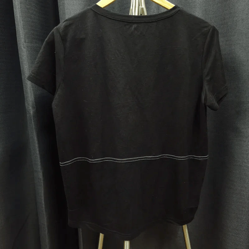 เสื้อยืดแขนสั้น สีดำ อก 40 นิ้ว, ยาว 23 นิ้ว รูปที่ 2