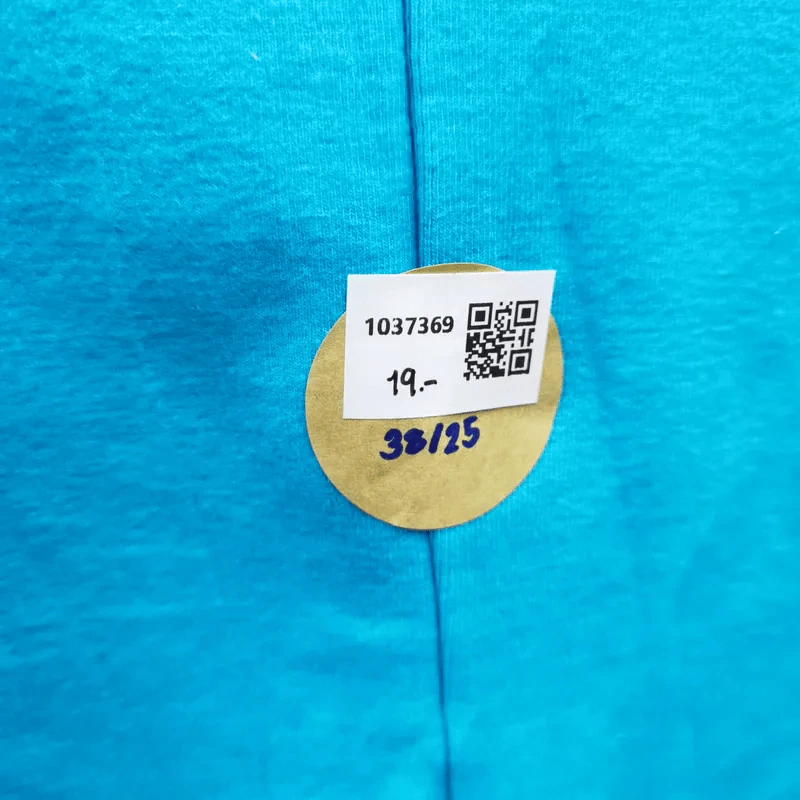เสื้อแขนกุด คอวี สีฟ้า อก 38 นิ้ว, ยาว 25 นิ้ว รูปที่ 4
