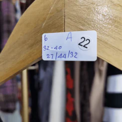 ชุดเดรสสั้น สีดำกระโปรงลายดอก อก 32-40 นิ้ว, เอว 27 นิ้ว, สะโพก 44 นิ้ว, ยาว 32 นิ้ว รูปที่ 6