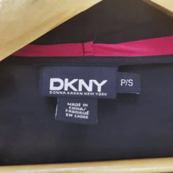 เสื้อคลุม DKNY อก 42 นิ้ว, ยาว 28 นิ้ว รูปที่ 3