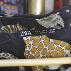 เสื้อเชิ้ตแขนยาว Zara อก 56 นิ้ว, ยาว 26 นิ้ว รูปที่ 2