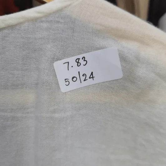 เสื้อ Old Navy อก 50 นิ้ว, ยาว 24 นิ้ว รูปที่ 4