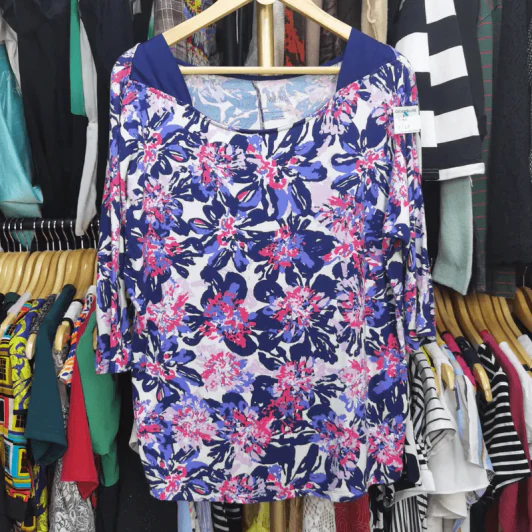เสื้อลายดอกไม้ อกฟรีไซส์, ยาว 24 นิ้ว รูปที่ 2