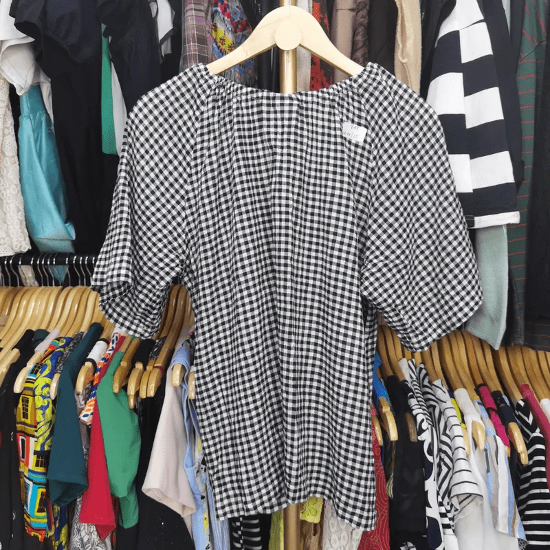 เสื้อลายตารางดำขาว Uniqlo อก 44-48 นิ้ว, ยาว 25 นิ้ว รูปที่ 5