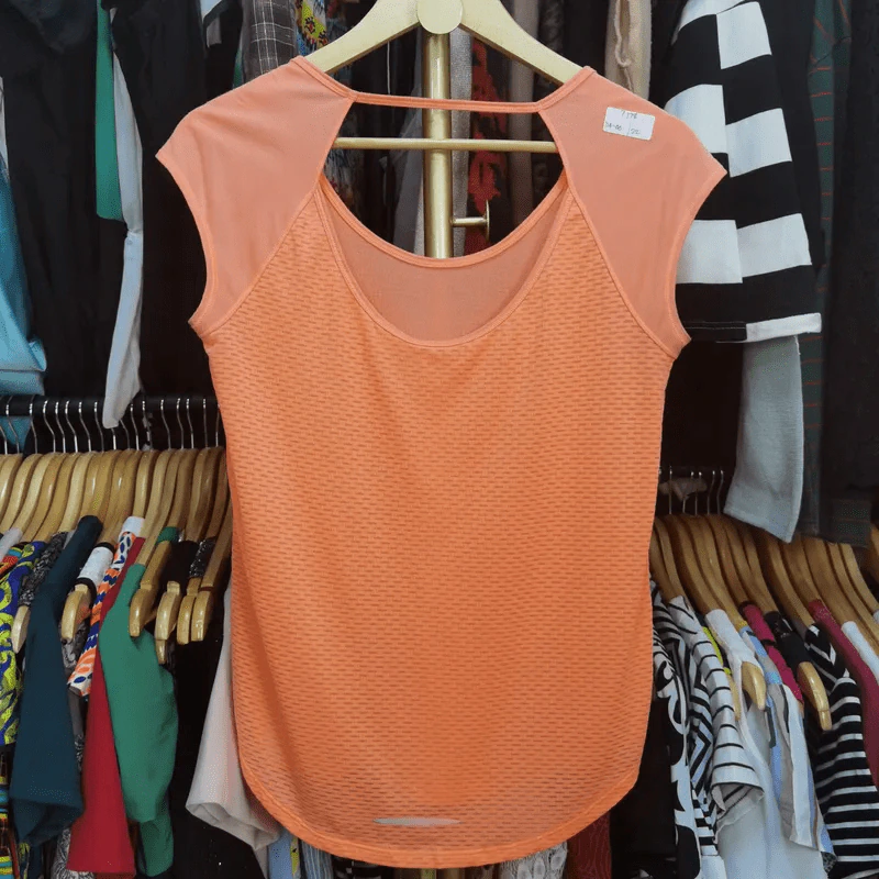 เสื้อกีฬาสีส้ม อก 34-40 นิ้ว, ยาว 22 นิ้ว รูปที่ 3