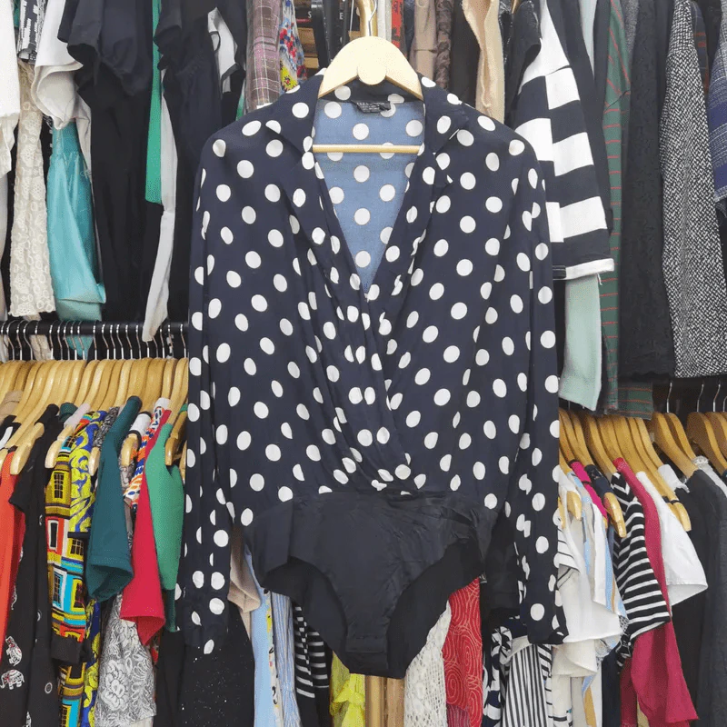 ชุดบอดี้สูทแขนยาว สีดำลายจุดขาว Zara อก 46 นิ้ว, ยาว 25 นิ้ว รูปที่ 1