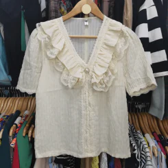 เสื้อสีขาวลูกไม้ ใส่ออกงาน ทำบุญ อก 36-38 นิ้ว, ยาว 22 นิ้ว รูปที่ 2