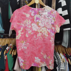เสื้อแฟชั่นลายดอกไม้ อก 38-40 นิ้ว, ยาว 23 นิ้ว รูปที่ 3