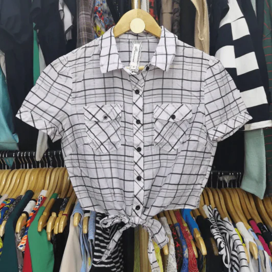 เสื้อเชิ้ตครอป อก 36 นิ้ว, ยาว 16 นิ้ว รูปที่ 2