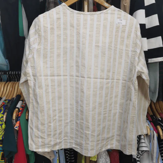 เสื้อแขนยาวลายตรง พลัสไซส์ อก 44 นิ้ว, ยาว 23 นิ้ว รูปที่ 4