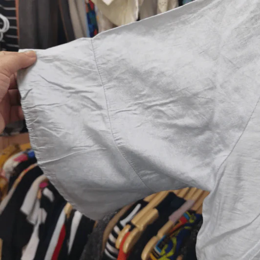 เสื้อแฟชั่น คอบัว อก 45 นิ้ว, เอว 24 นิ้ว รูปที่ 2