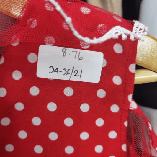 เสื้อแฟชั่นแขนกุด ลายจุดขาวพื้นแดง อก 34-36 นิ้ว, ยาว 21 นิ้ว รูปที่ 5