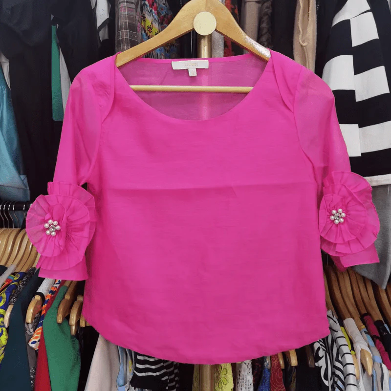 เสื้อสีชมพู ใส่ออกงาน ใส่ทำบุญ อก 33 นิ้ว, ยาว 18 นิ้ว รูปที่ 2