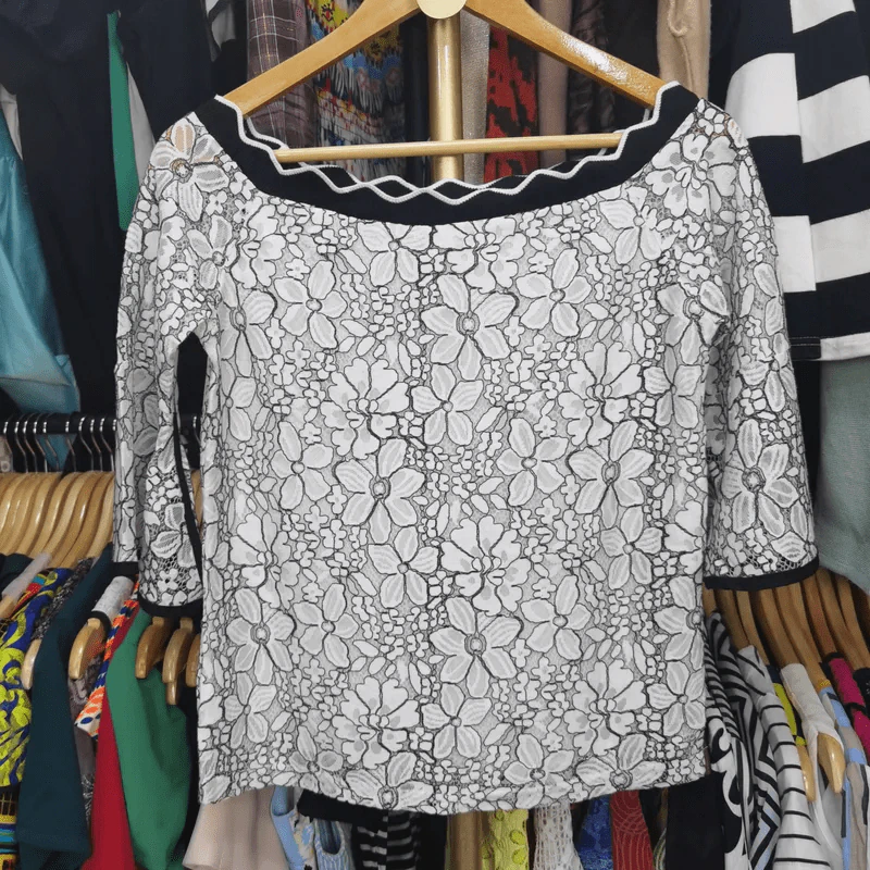เสื้อแฟชั่น อก 34-38 นิ้ว, ยาว 20 นิ้ว รูปที่ 2