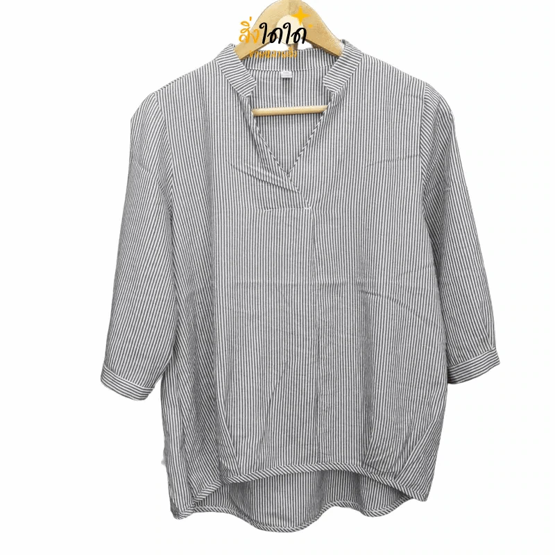เสื้อลายตรงขาวดำ อก 40 นิ้ว, เอว 25 นิ้ว รูปที่ 1