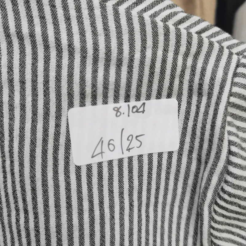 เสื้อลายตรงขาวดำ อก 40 นิ้ว, เอว 25 นิ้ว รูปที่ 6