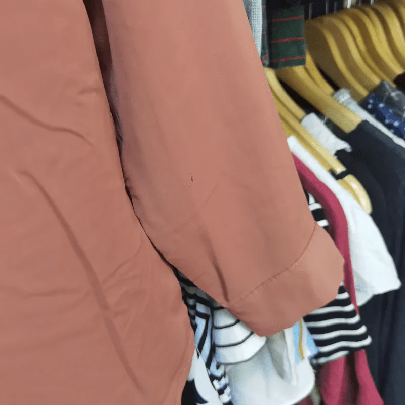 เสื้อเชิ้ตแขนยาว สีน้ำตาล อก 40 นิ้ว, ยาว 23 นิ้ว รูปที่ 4