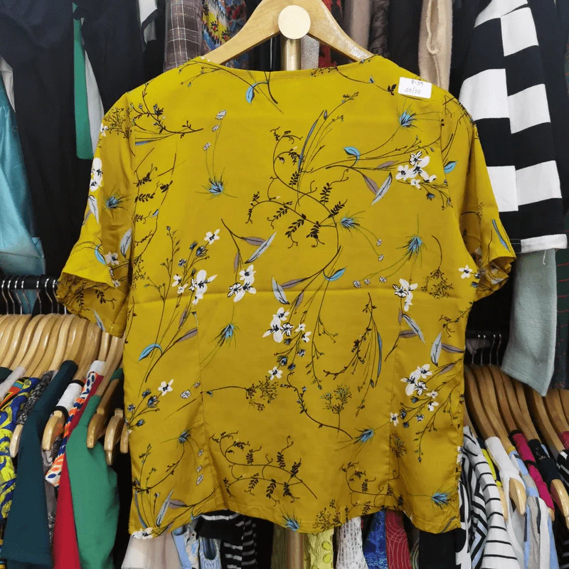 เสื้อแฟชั่น สีเหลือง อก 40 นิ้ว, ยาว 22 นิ้ว รูปที่ 5
