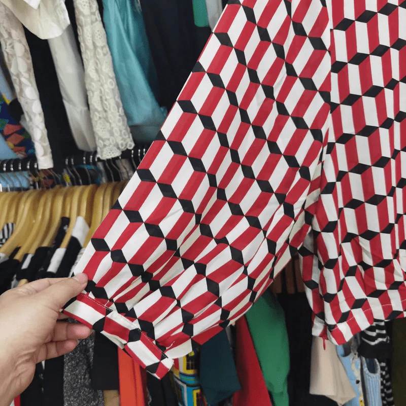เสื้อแขนยาว อก 38 นิ้ว, ยาว 20 นิ้ว รูปที่ 2