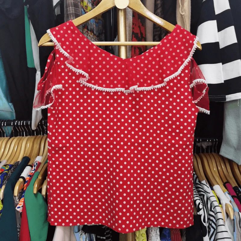 เสื้อแฟชั่นแขนกุด ลายจุดขาวพื้นแดง อก 34-36 นิ้ว, ยาว 21 นิ้ว รูปที่ 2