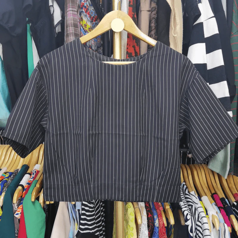 เสื้อแฟชั่นครอป พลัสไซส์ อก 40 นิ้ว, ยาว 17 นิ้ว รูปที่ 2