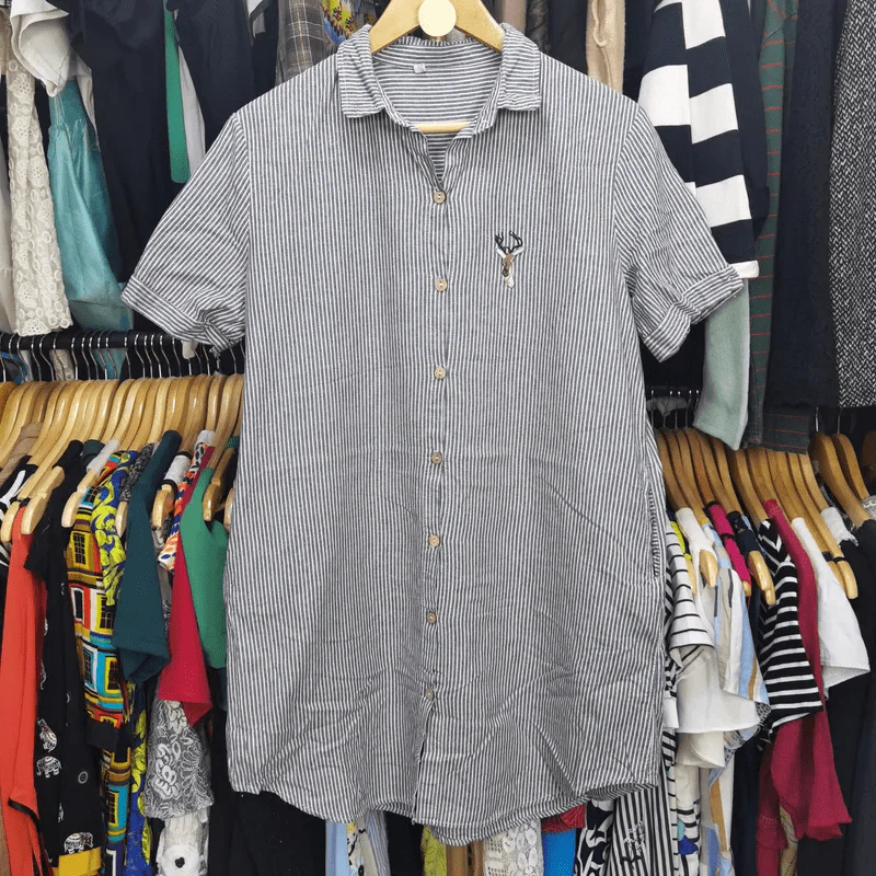 เสื้อเชิ้ต ปักรูปกวาง อก 40 นิ้ว, เอว 42 นิ้ว, ยาว 32 นิ้ว รูปที่ 1