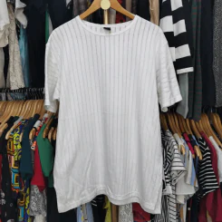 เสื้อยืดสีขาว ลายตรง พลัสไซส์ อก 46-50 นิ้ว, ยาว 30 นิ้ว รูปที่ 1