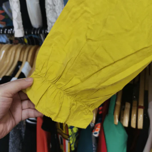 เสื้อแฟชั่น สีเหลือง พลัสไซส์ อก 42 นิ้ว, ยาว 21 นิ้ว รูปที่ 2