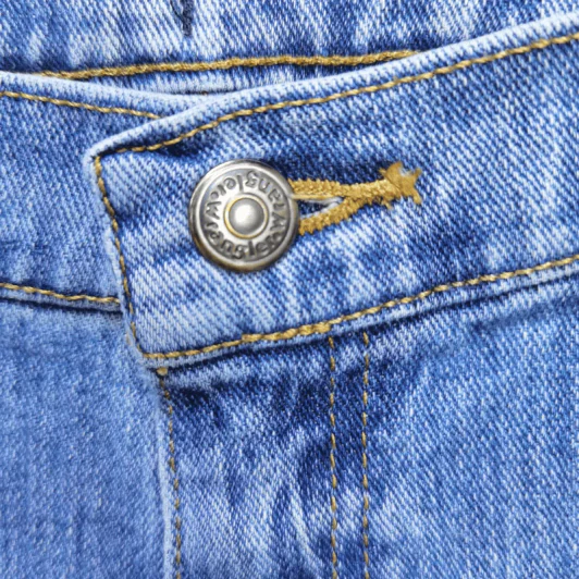 กางเกงยีนส์ Wrangler เอว 28 นิ้ว, เป้า 10 นิ้ว, สะโพก 36 นิ้ว, ยาว 37 นิ้ว รูปที่ 2