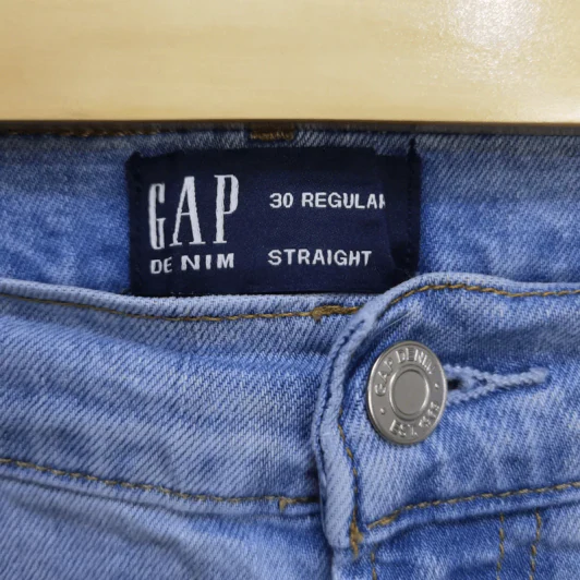 กางเกงยีนส์ Gap เอว 32 นิ้ว, เป้า 11 นิ้ว, สะโพก 40 นิ้ว, ยาว 37 นิ้ว รูปที่ 2