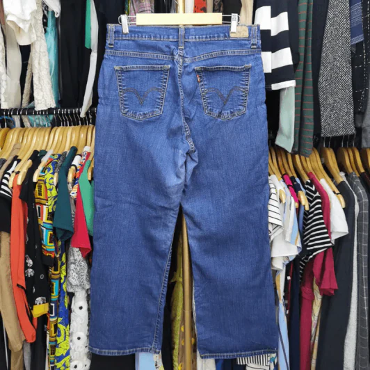 กางเกงยีนส์ Levi's เอว 32 นิ้ว, เป้า 11 นิ้ว, สะโพก 44 นิ้ว, ยาว 40 นิ้ว รูปที่ 5
