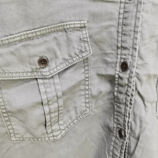 เสื้อเชิ้ตแขนยาว สีเขียวขี้ม้า พลัสไซส์ อก 42 นิ้ว, ยาว 30 นิ้ว รูปที่ 4