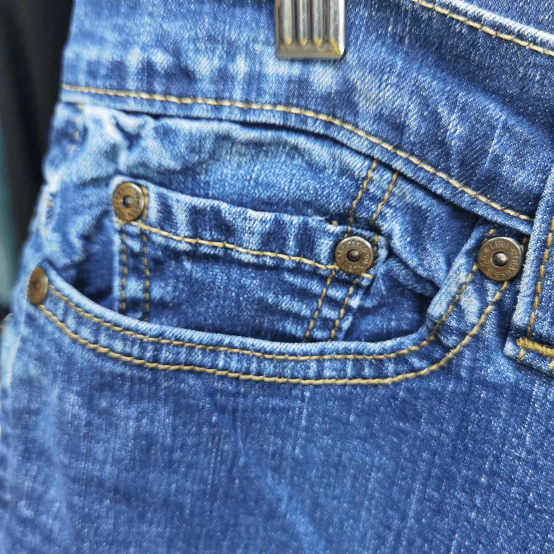 กางเกงยีนส์ Levi's เอว 32 นิ้ว, เป้า 11 นิ้ว, สะโพก 44 นิ้ว, ยาว 40 นิ้ว รูปที่ 3