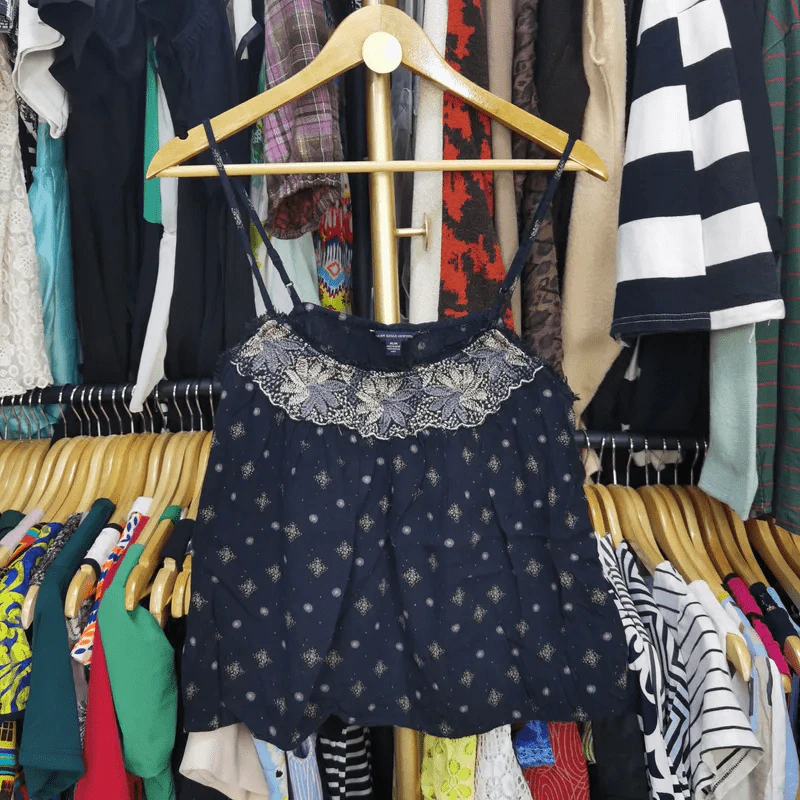 เสื้อสายเดี่ยว American Eagle Outfitters อก 34 นิ้ว, ยาว 22 นิ้ว รูปที่ 1