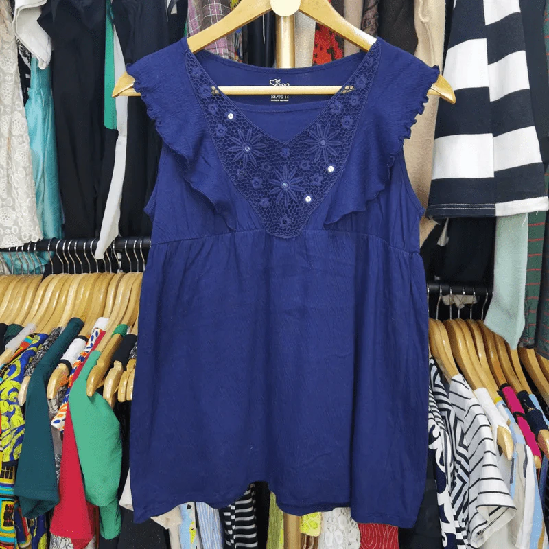 เสื้อแฟชั่นแขนกุด อก 32-40 นิ้ว, ยาว 24 นิ้ว รูปที่ 1