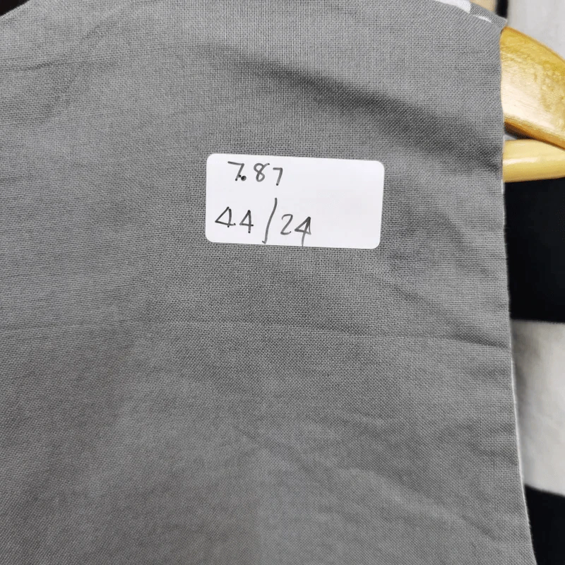 เสื้อเชิ้ตแขนสั้น คอวี อก 44 นิ้ว, ยาว 24 นิ้ว รูปที่ 3