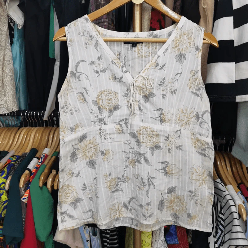 เสื้อแฟชั่นแขนกุด อก 36 นิ้ว, ยาว 22 นิ้ว รูปที่ 1