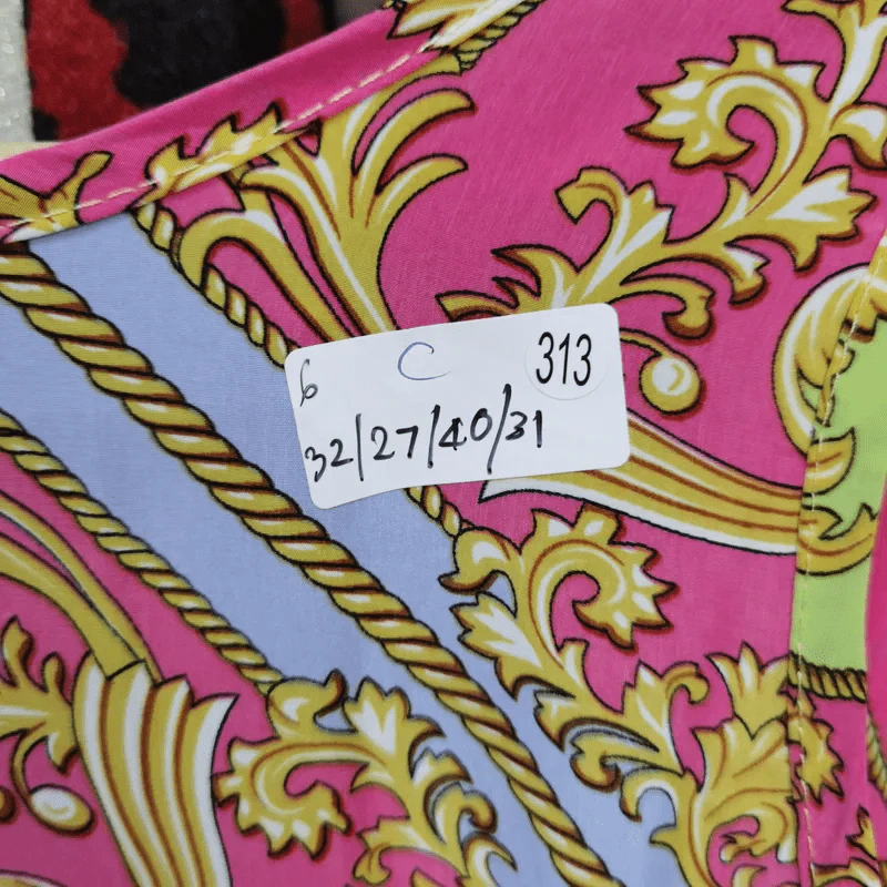 ชุดเดรสแขนกุด อก 32 นิ้ว, เอว 27 นิ้ว, สะโพก 40 นิ้ว, ยาว 31 นิ้ว รูปที่ 4