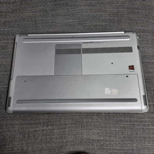 มือสอง Notebook DELL Inspiron 7737 + สายชาร์จ (ซิลิโคนหน้าจอลอกตามภาพ) รูปที่ 8