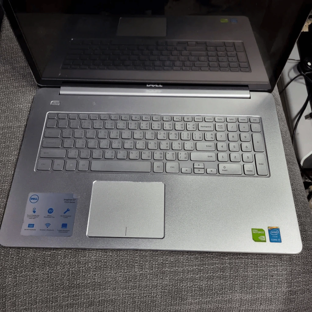 มือสอง Notebook DELL Inspiron 7737 + สายชาร์จ (ซิลิโคนหน้าจอลอกตามภาพ) รูปที่ 2