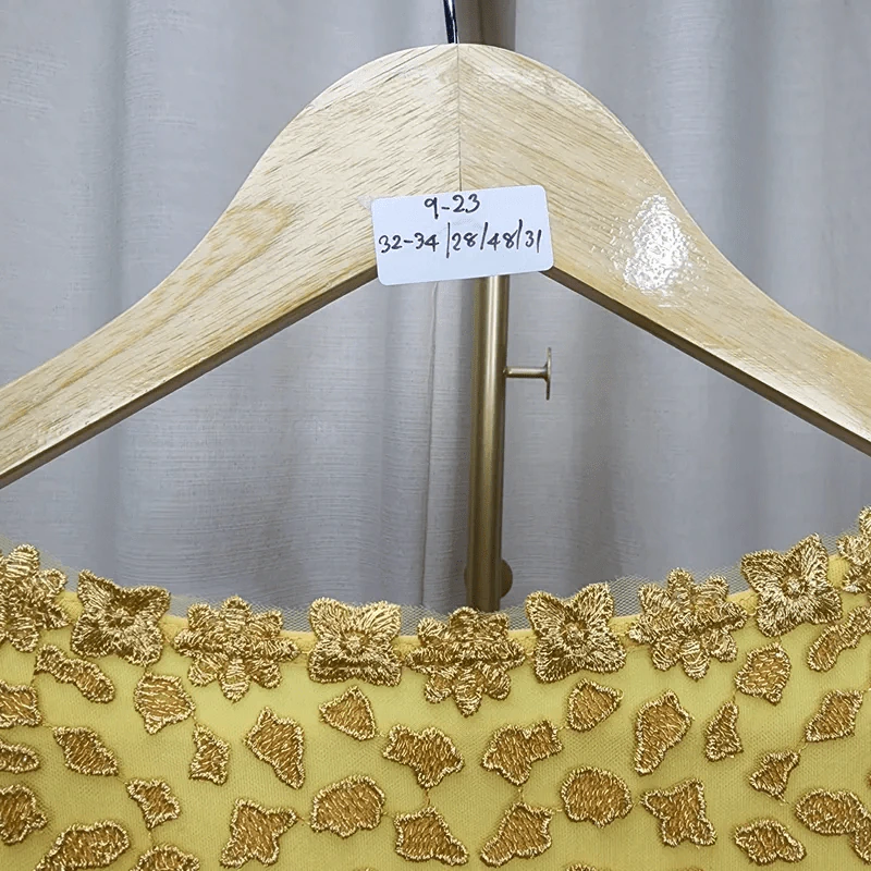 ชุดเดรสสั้น ลายดอก ออกงาน สีเหลือง อก 32-34 นิ้ว, เอว 28 นิ้ว, สะโพก 48 นิ้ว, ยาว 31 นิ้ว รูปที่ 6