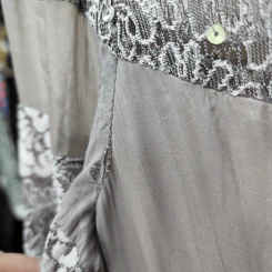 ชุดเดรสสั้น อก 34 นิ้ว, เอว 26 นิ้ว, สะโพก 40 นิ้ว, ยาว 33 นิ้ว รูปที่ 2