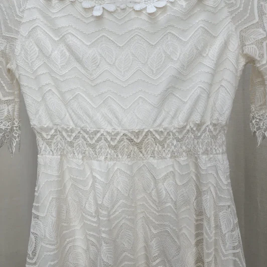 ชุดเดรสสั้น สีขาว อก 32-36 นิ้ว, เอว 26 นิ้ว, สะโพก 34 นิ้ว, ยาว 40 นิ้ว รูปที่ 3