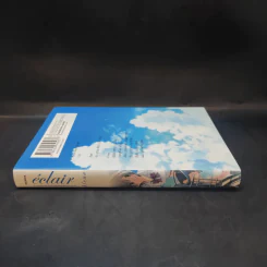 eclair bleue รวมเรื่องสั้นในวันที่กลีบลิลี่โปรยปราย เล่ม 3 รูปที่ 3