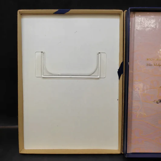 (ไม่มีเหรียญ) Boxset พระมหาชนก ปกแข็ง + กล่อง - พระบาทสมเด็จพระเจ้าอยู่หัวภูมิพลอดุลเดช รูปที่ 3