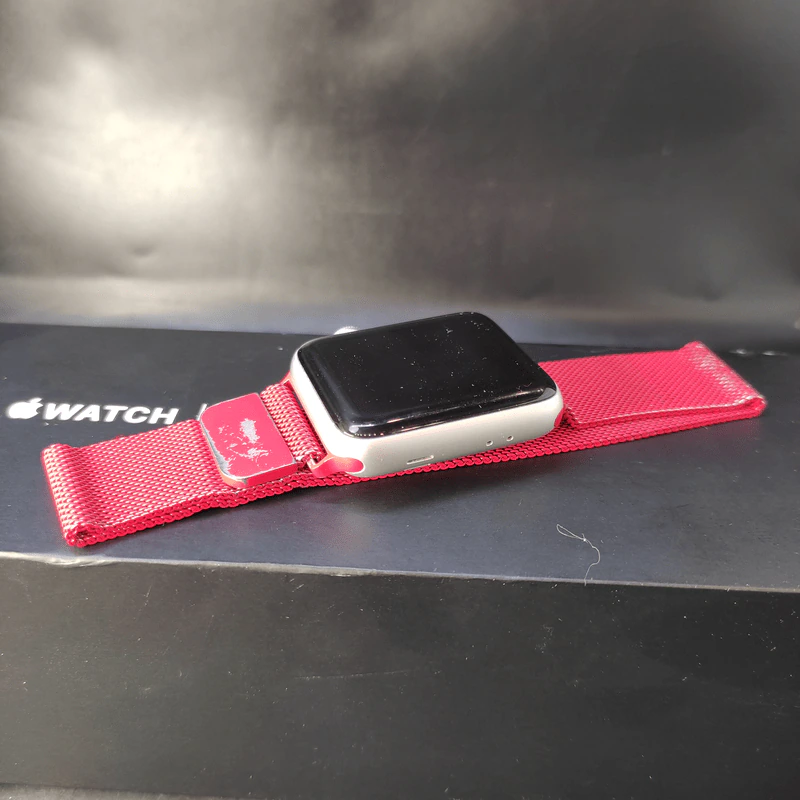 (มือสอง) Apple Watch Nike Series 3 + สายสีแดง รูปที่ 8