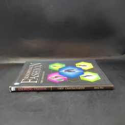 Knowing Fashion Book Two รูปที่ 3